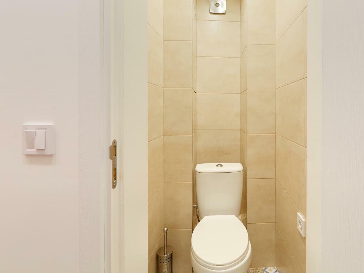 *The Cosmopolitan* Apartment Sofia Bagian luar foto
