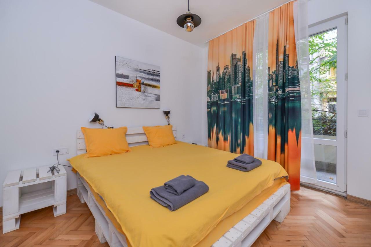 *The Cosmopolitan* Apartment Sofia Bagian luar foto